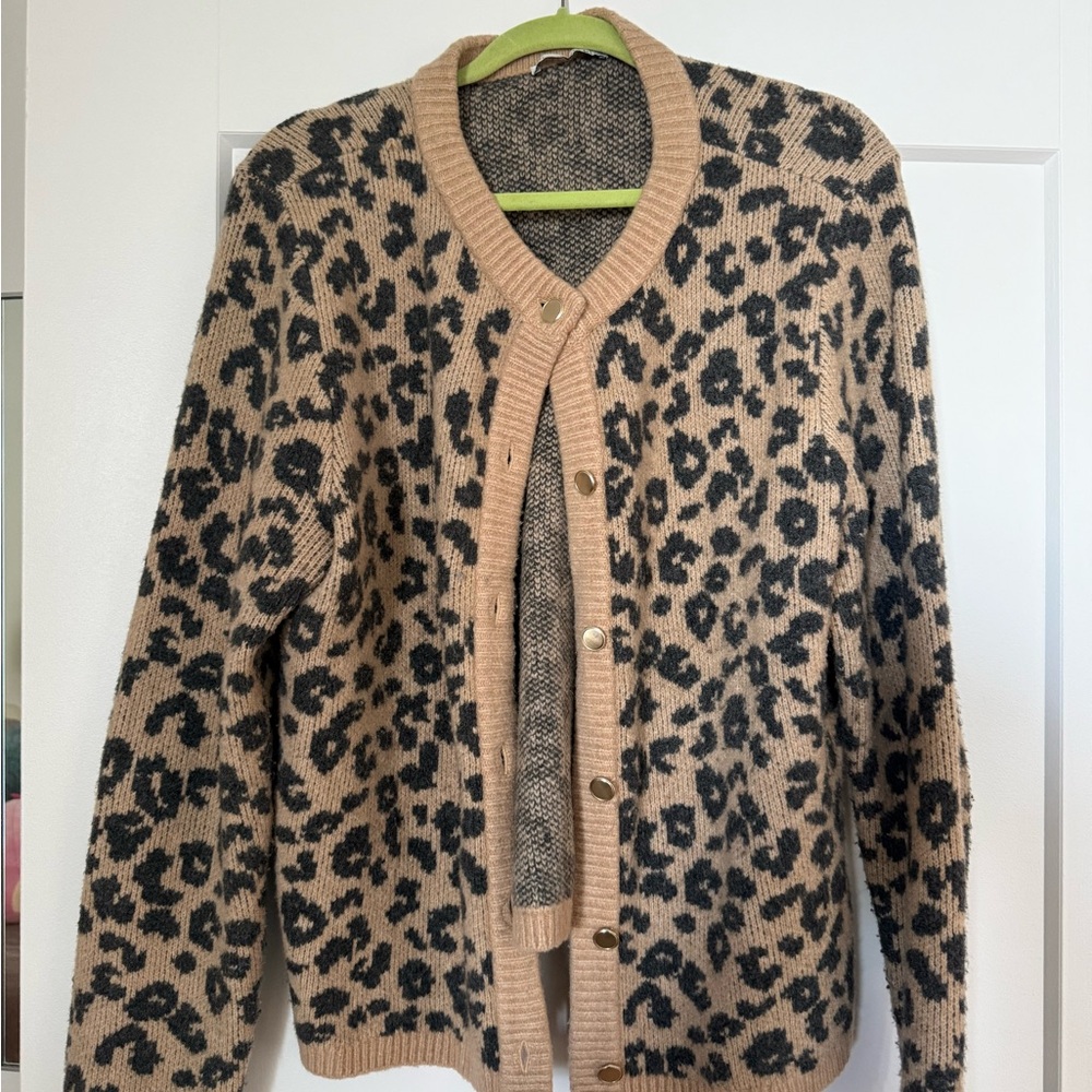 Abercrombie Leopard Print Women's Cardigan